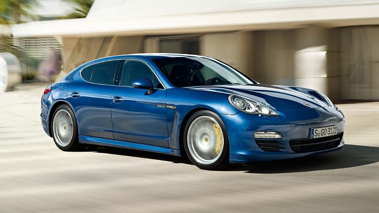 Porsche kann mit dem Panamera Hybrid beachtliche Verbrauchswerte vorweisen.