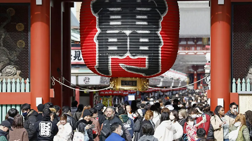 Die-Regierung-in-Tokio-erwaegt-angesichts-der-Inflation-weitere-Entlastungsmassnahmen-fuer-die-Haushalte