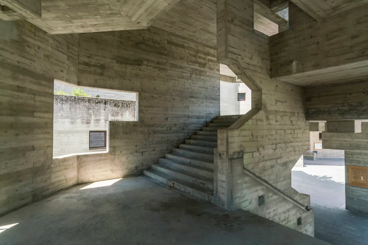 Church-Eglise-Saint-Nicolas-in-Heremenece