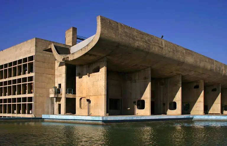 Kapitol-Komplex-in-Chandigarh