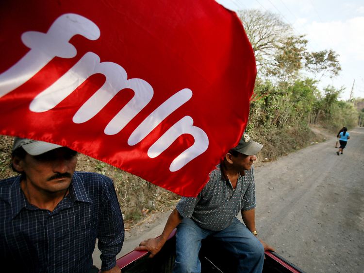 Über 12 Jahre führte die FMLN einen Guerillakrieg gegen die damalige Militärdiktatur in El Salvador.