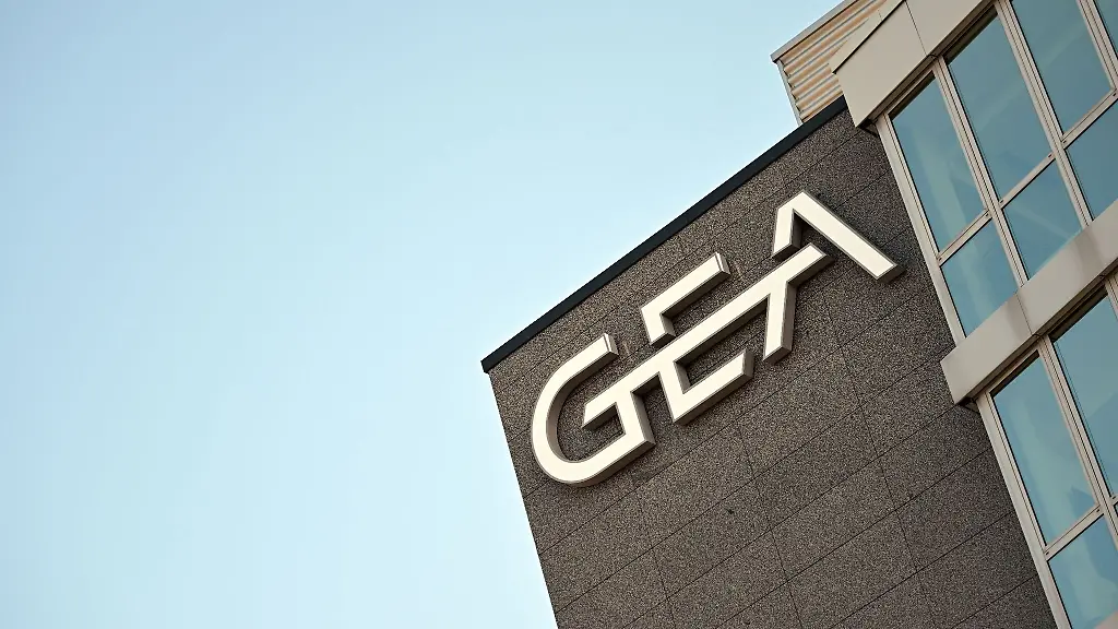 Das-Logo-von-GEA-ist-zu-sehen
