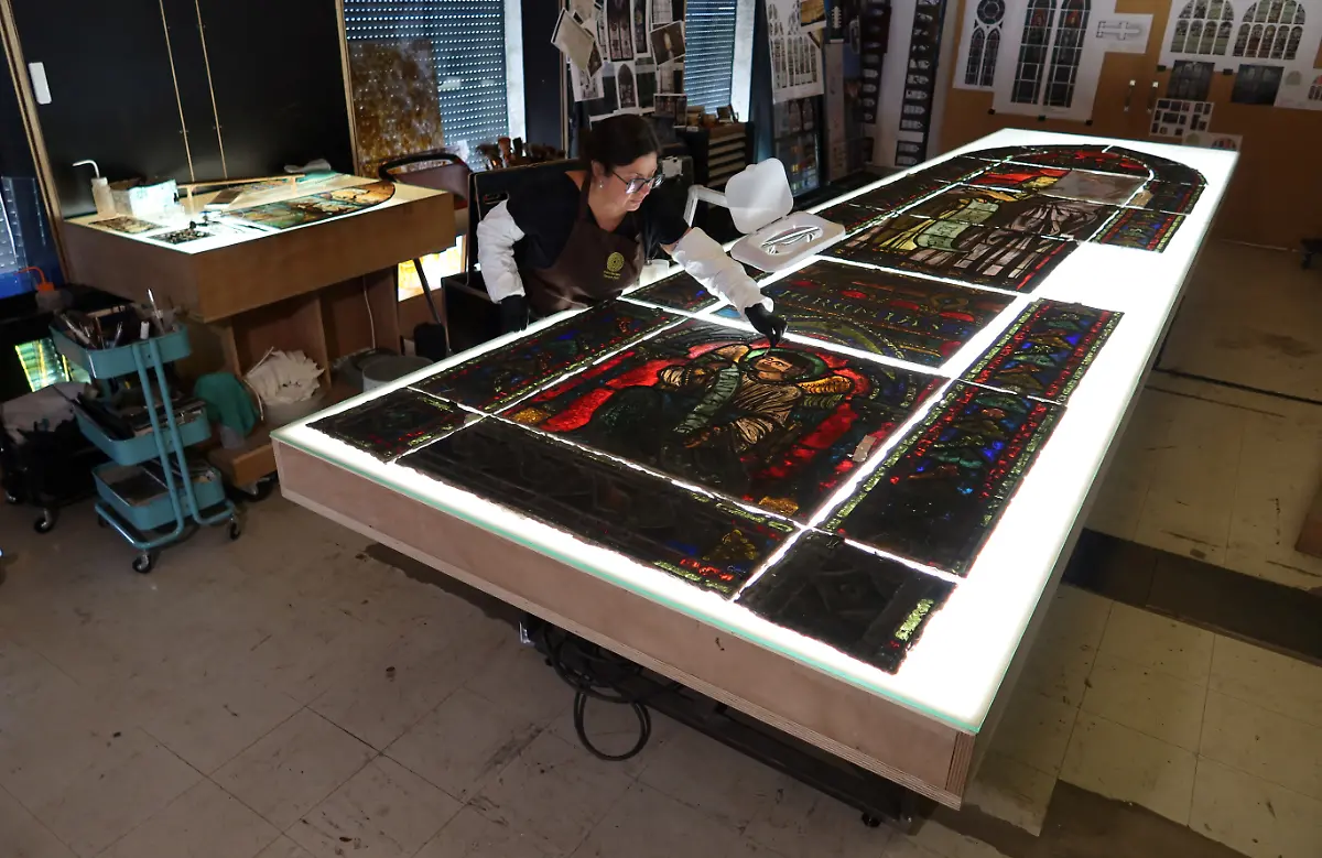 2022-09-03T155206Z-459245957-RC229W91LD8E-RTRMADP-3-FRANCE-NOTREDAME-STAINED-GLASS