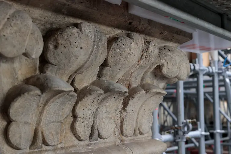 2022-07-28T124126Z-120428687-RC20LV9S7F1O-RTRMADP-3-FRANCE-NOTREDAME