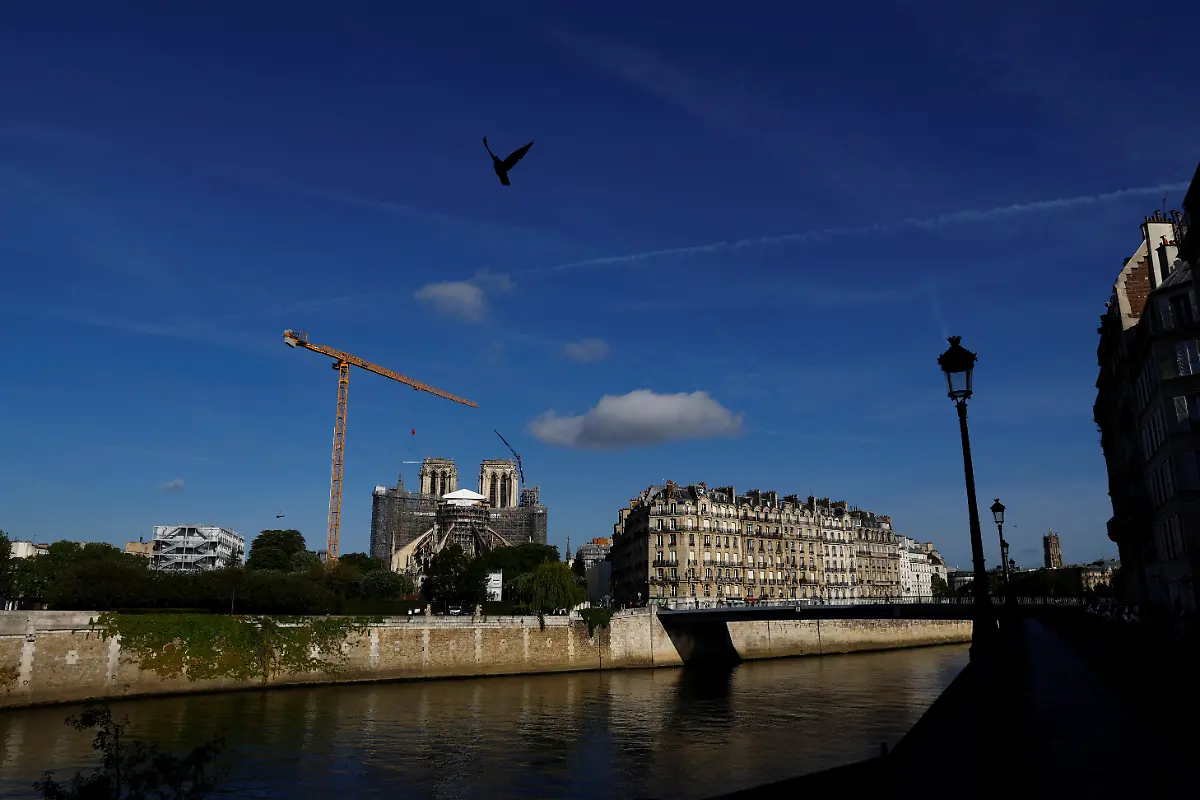 2022-05-12T090437Z-1693753773-RC2K5U91P4EU-RTRMADP-3-FRANCE-NOTREDAME