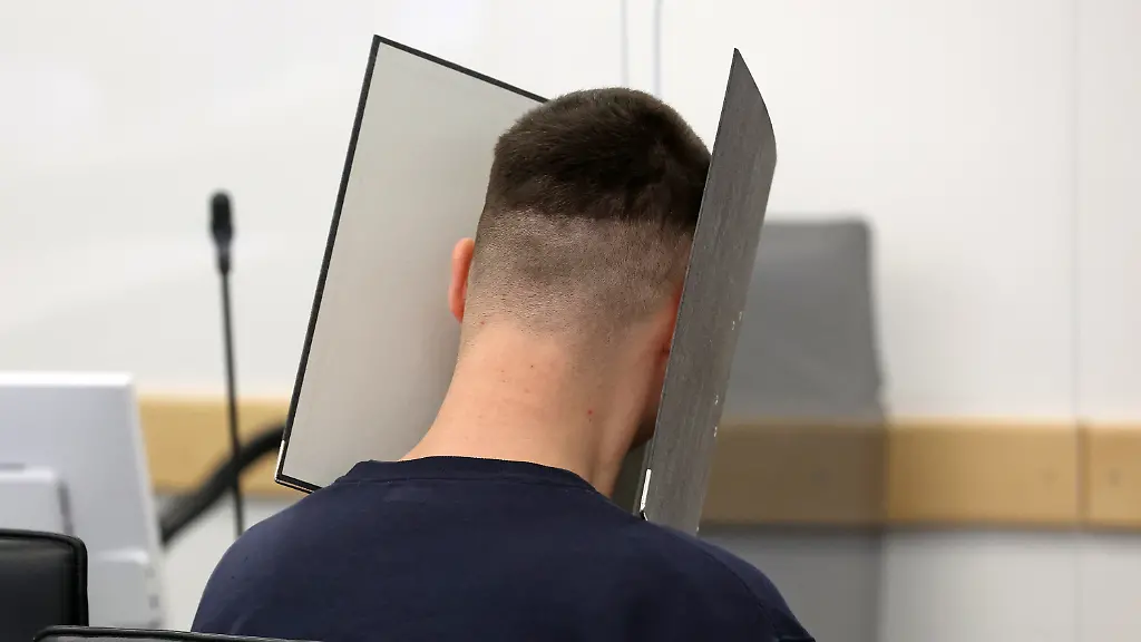 d60f90bea9eb7f73f476260dc2ff4864