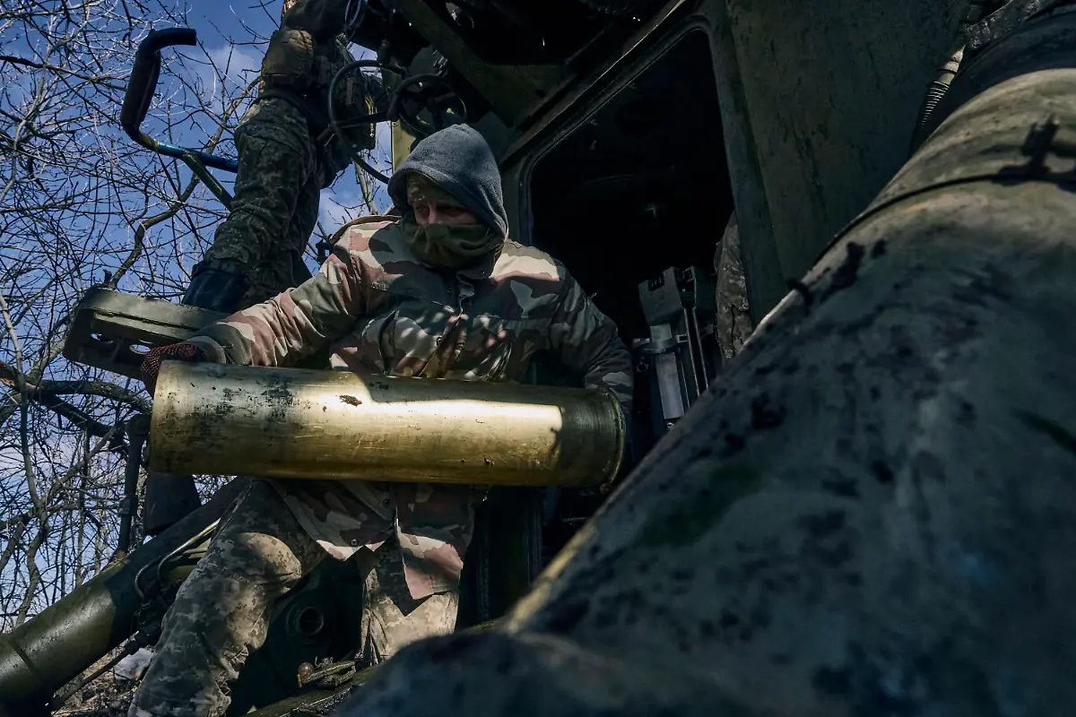 2b6ae00fbd00bd15da3d47e52f86efa7