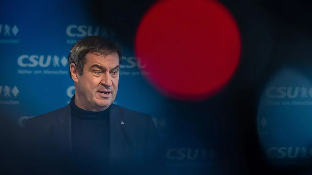 Markus-Soeder-CSU-Vorsitzender-und-Ministerpraesident-von-Bayern-nimmt-an-einer-Pressekonferenz-teil