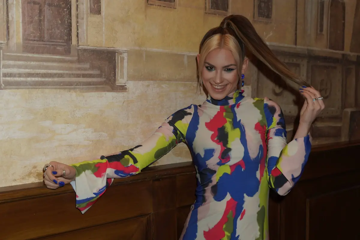 610ae3e4a61f23d253116b833e1e6330