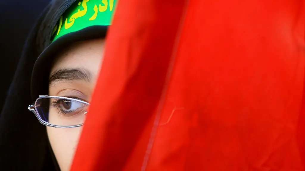 2006-11-04T120000Z-1837668770-GM1DTWFOWFAA-RTRMADP-3-IRAN-U-S-A