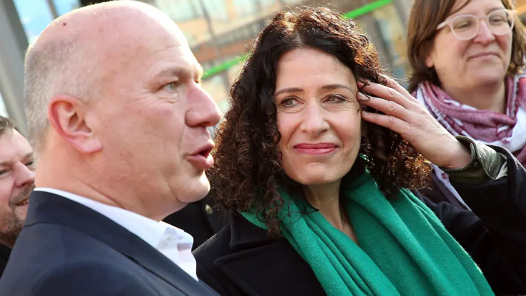 CDU-Fraktionschef-Kai-Wegner-und-Umweltsenatorin-Bettina-Jarasch-Gruene