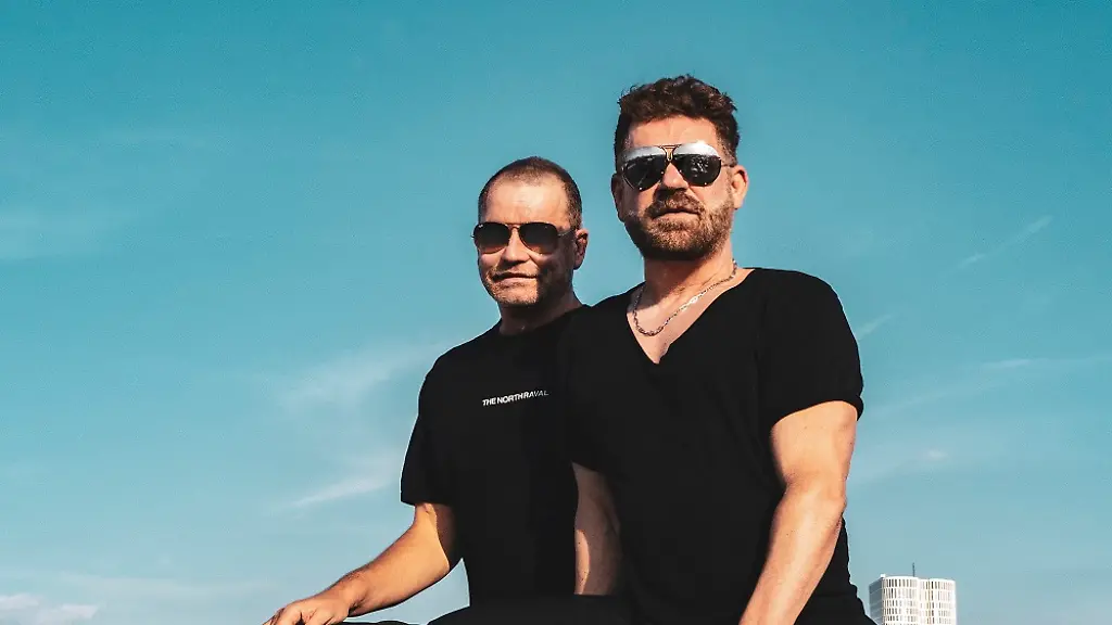 Peter-Plate-Ulf-Leo-Sommer-Credit-Joern-Hartmann-2klein