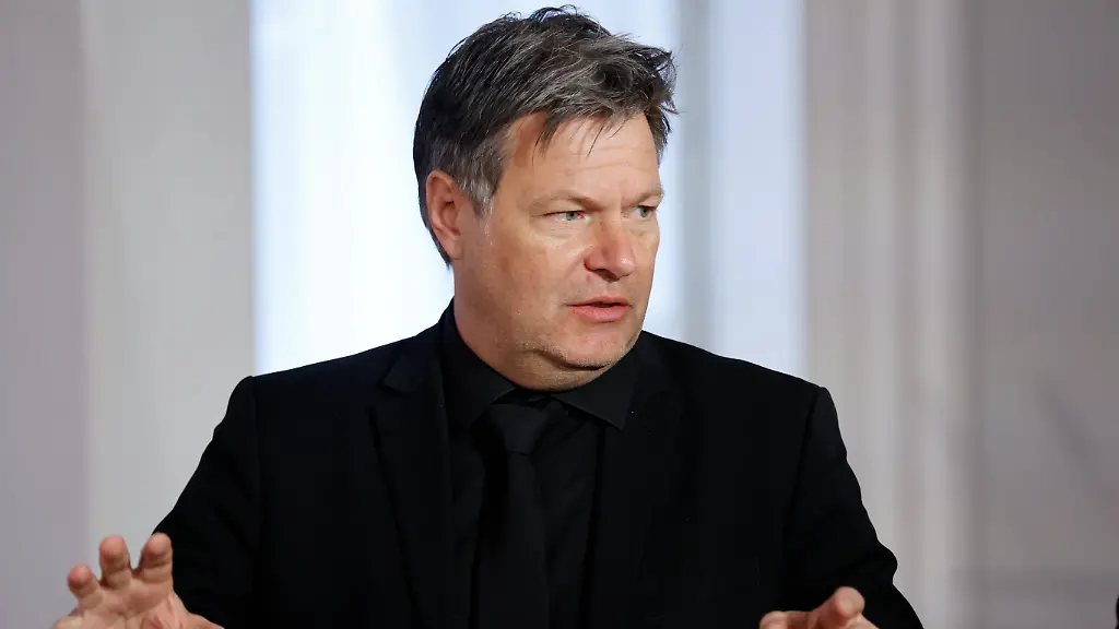 9aa4ec89ee7ac631f38283c33ced8172