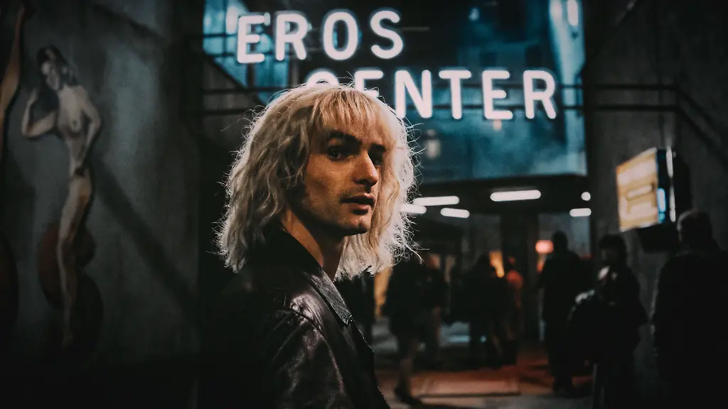 LUD-333-DT57-20211108-045-graded