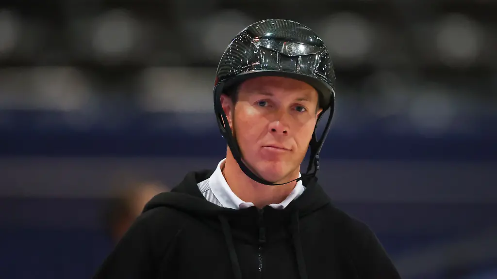 9c75c0dde0f145fcf67721b5dc0155e1