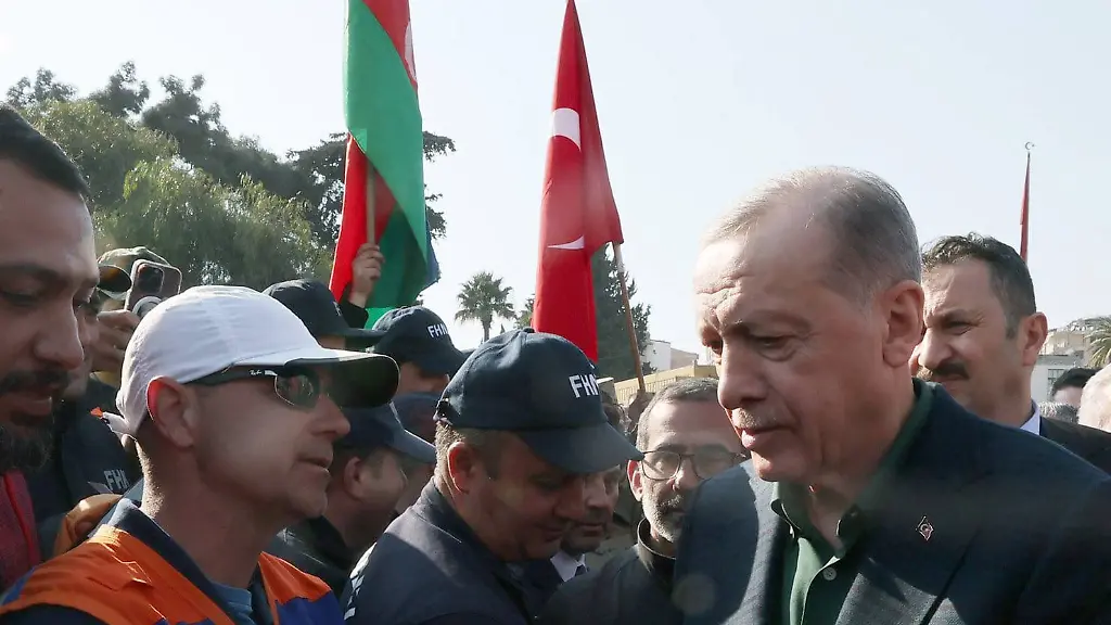 b7970ab0ad5f92f14e3f67746eeca006