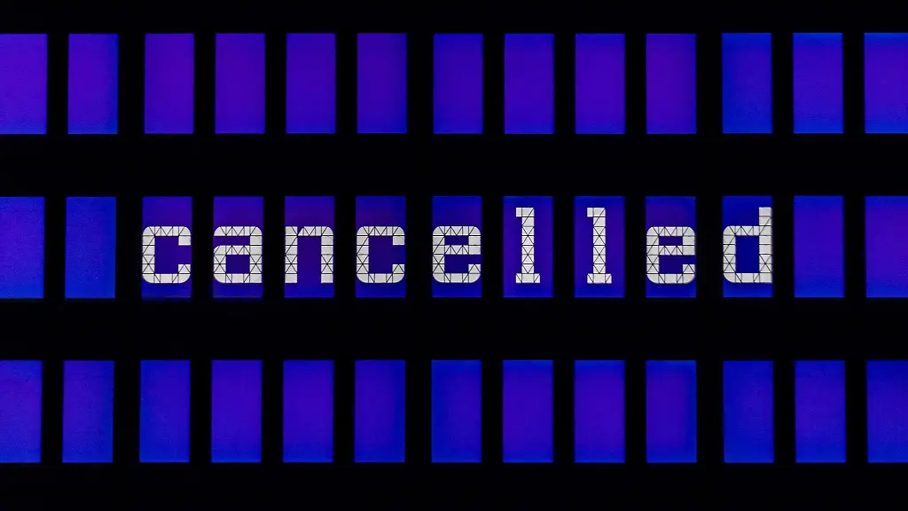 Ein-Flug-wird-auf-einer-Anzeigetafel-als-gestrichen-angezeigt