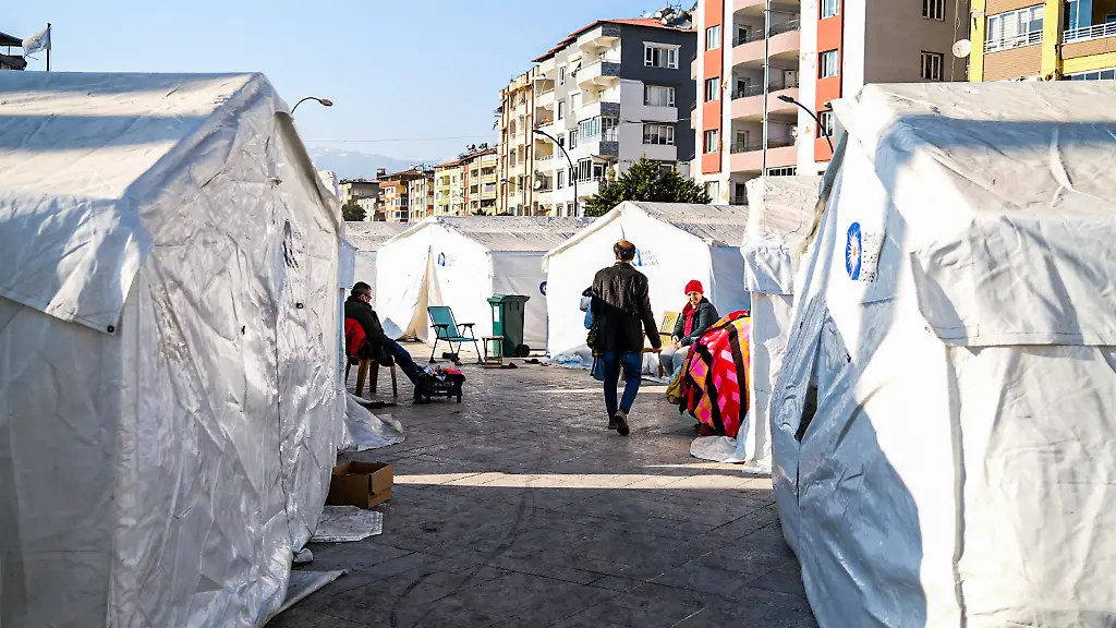 d18443909fd3a183d59c8cfb2eda8ef4