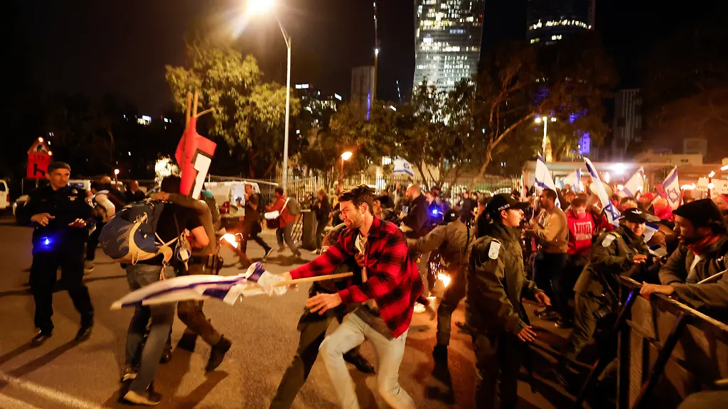 27ea20274ab52a3cd4a085618ec059c3