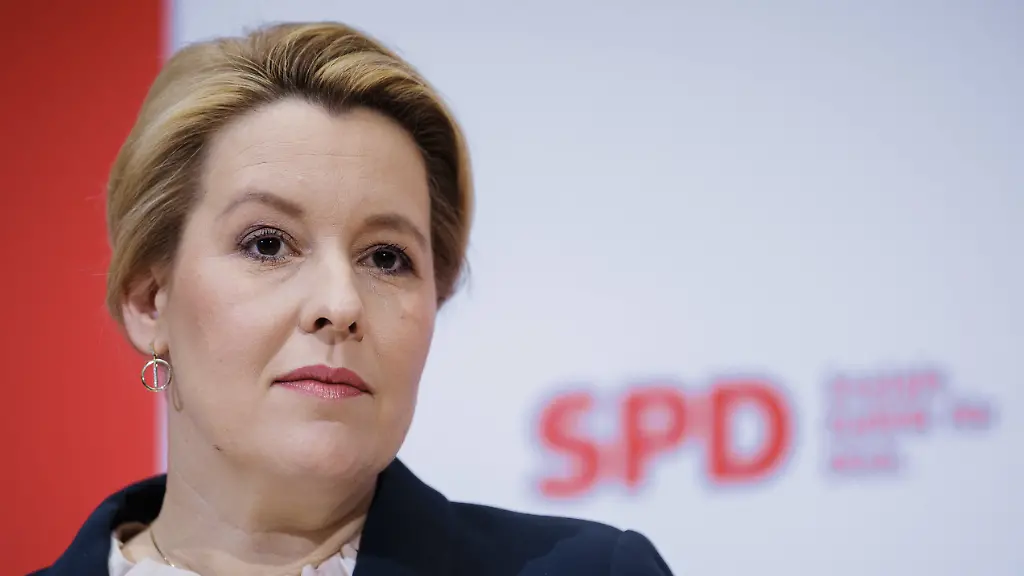 67c121f9daa480ba62601936dafaa4b6