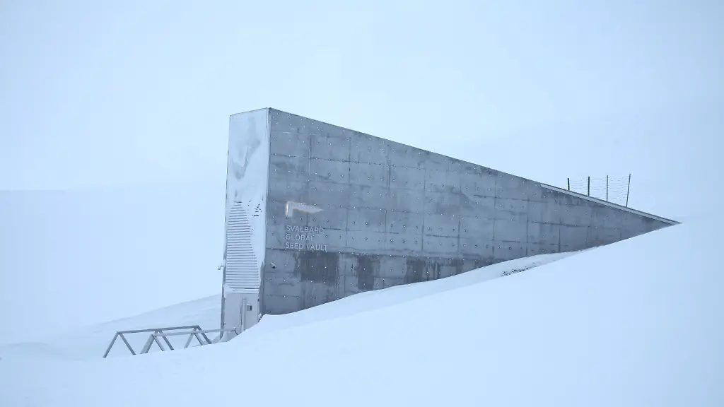 7a9979e5e8134e6faad264066e31f5ec