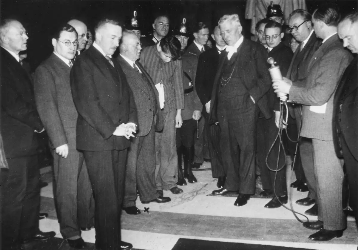 Marinus-van-der-Lubbe-Ernst-Torg-ler-und-drei-Bulgaren