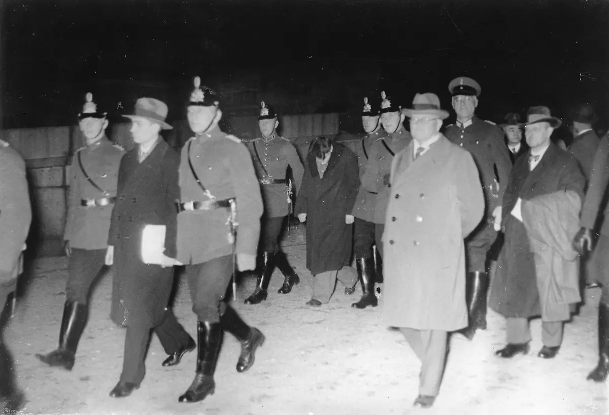 Lubbe-hinten-und-Popoff-vorne