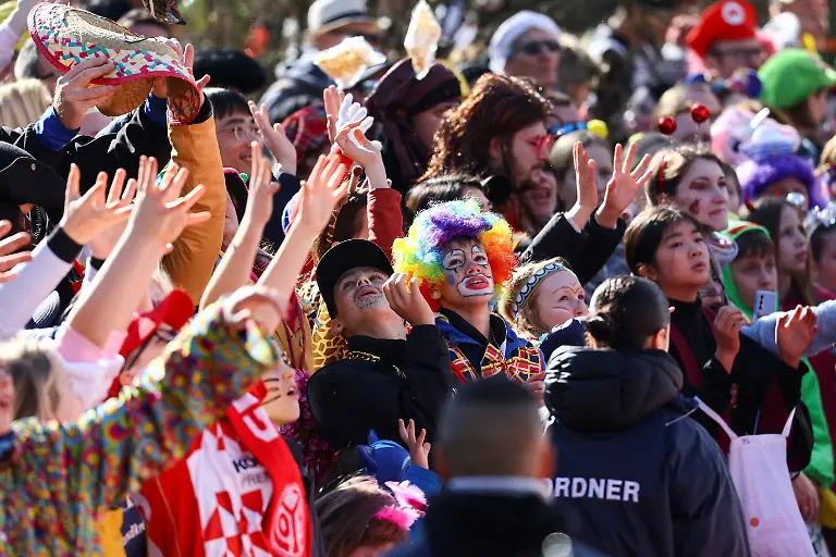 2ecae9a6030c61d7d328405ed972b855