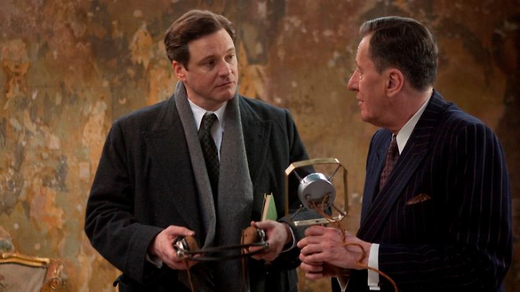 Dissens am Mikrofon: Firth (l.) als Prinz Albert, Rush als Therapeut Logue.