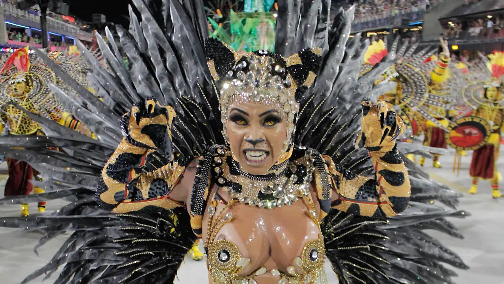 d2daf9c90a85f8925e01243b5a835895