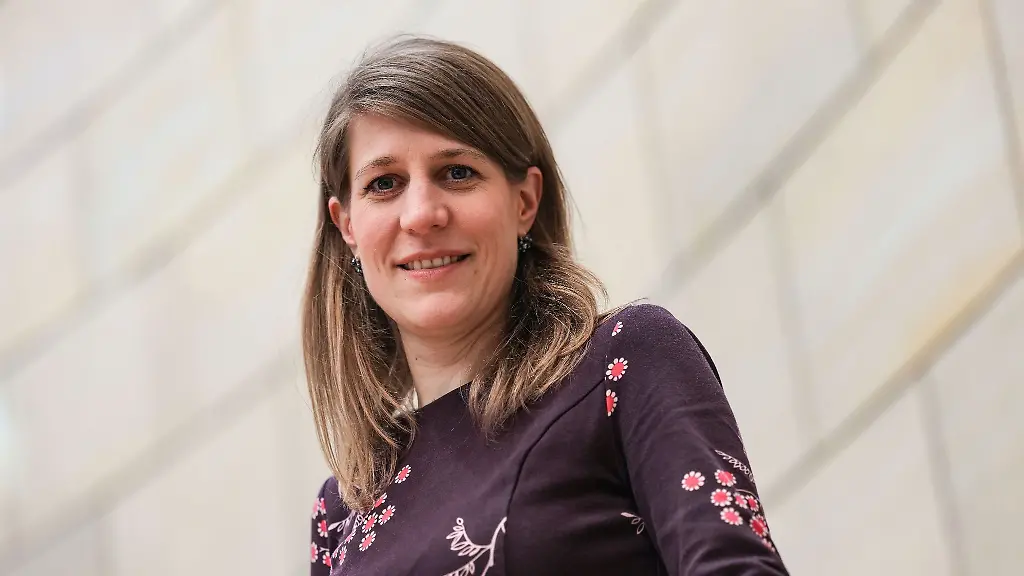 Verena-Schaeffer-Co-Fraktionsvorsitzende-von-Buendnis-90-die-Gruenen-in-Nordrhein-Westfalen