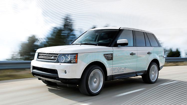 Mit einem Diesel-Hybrid will Land Rover einen Verbrauch von 3,4 Litern erreichen.