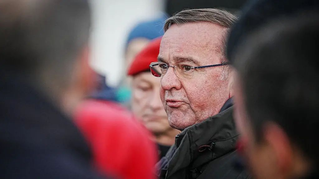 Seit-dem-19-Januar-Bundesminister-der-Verteidigung-Boris-Pistorius