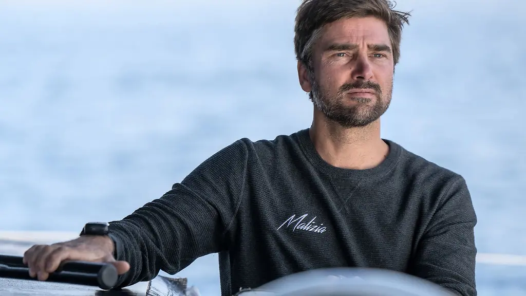 Boris-Herrmann-Profisegler-und-Skipper-in-Aktion-beim-The-Ocean-Race