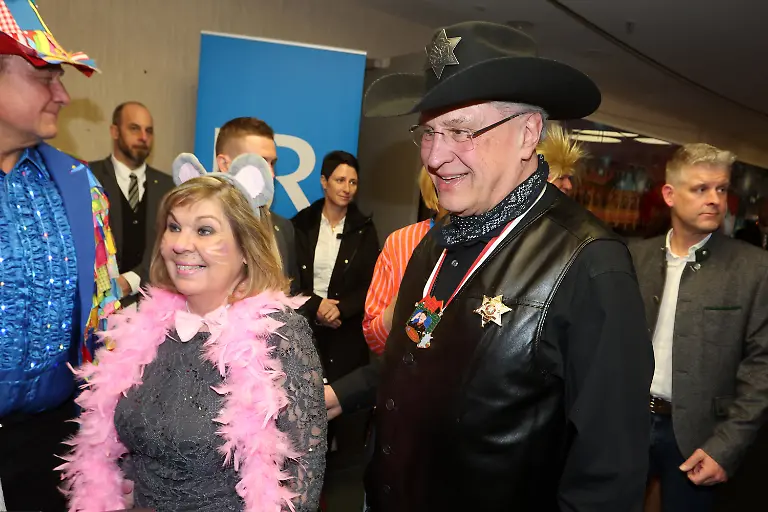 02e37070ebf6833588499b9e18fae741