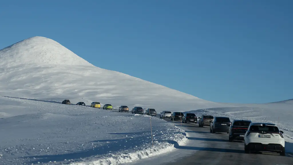 print-00006250-0aaa3fea6bb3b5237c2cb4e54c4836ce-m