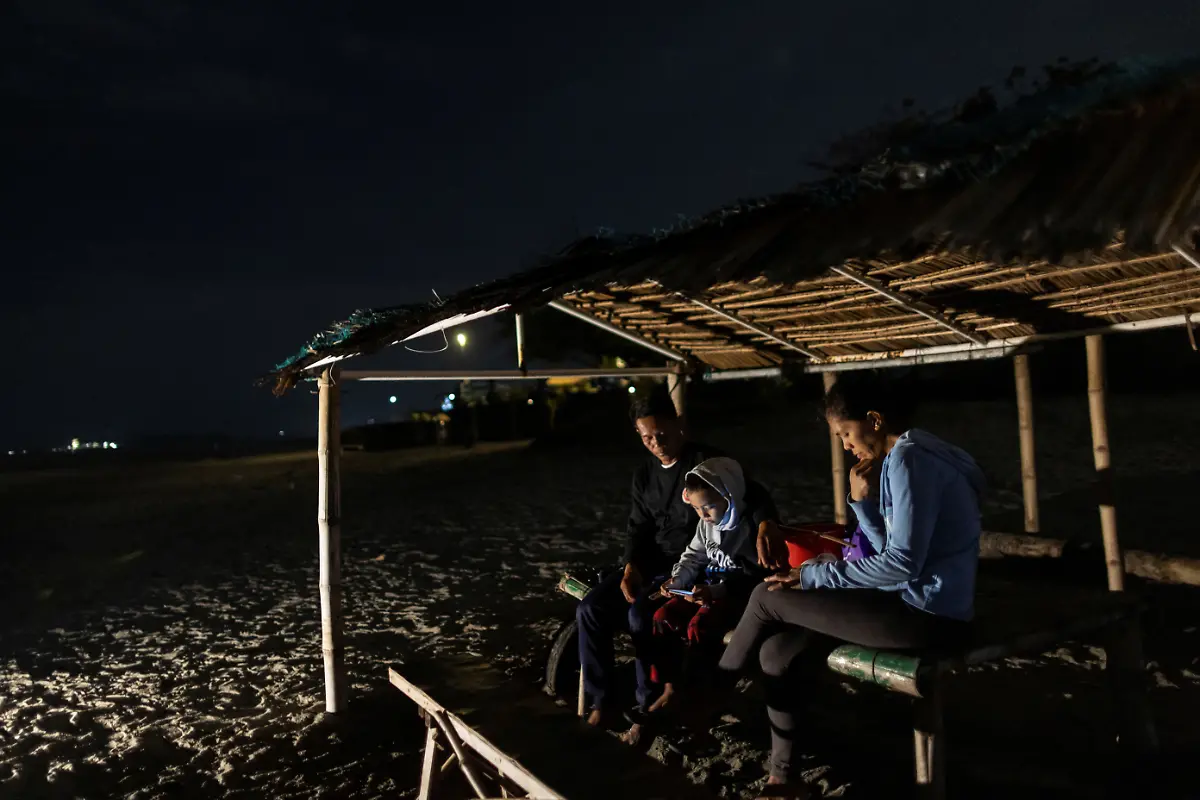 2023-02-06T231252Z-805565985-RC2TNY93WCN1-RTRMADP-3-PHILIPPINES-ENVIRONMENT-TURTLES