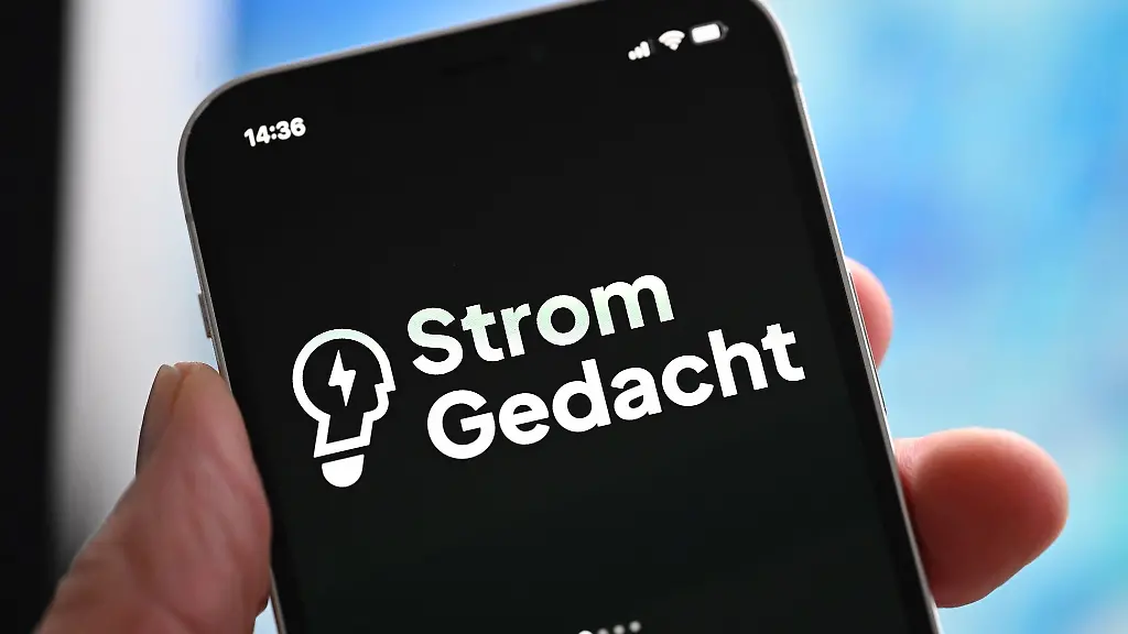 Auf-einem-IPhone-ist-die-App-StromGedacht-des-Stromnetzbetreibers-Tansnet-BW-geoeffnet