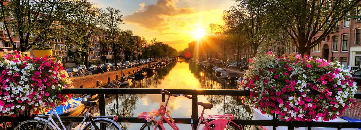 amsterdam-niederlande-gettyimages-516019979-erweitert-1639576716667-fix