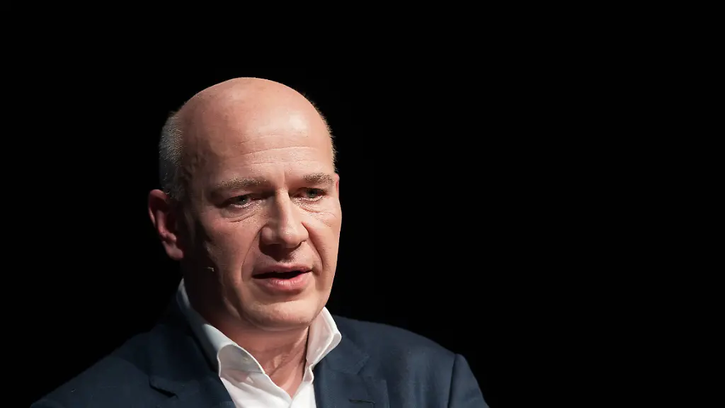 c80f2f9b64746d0451dfbeece24ad216