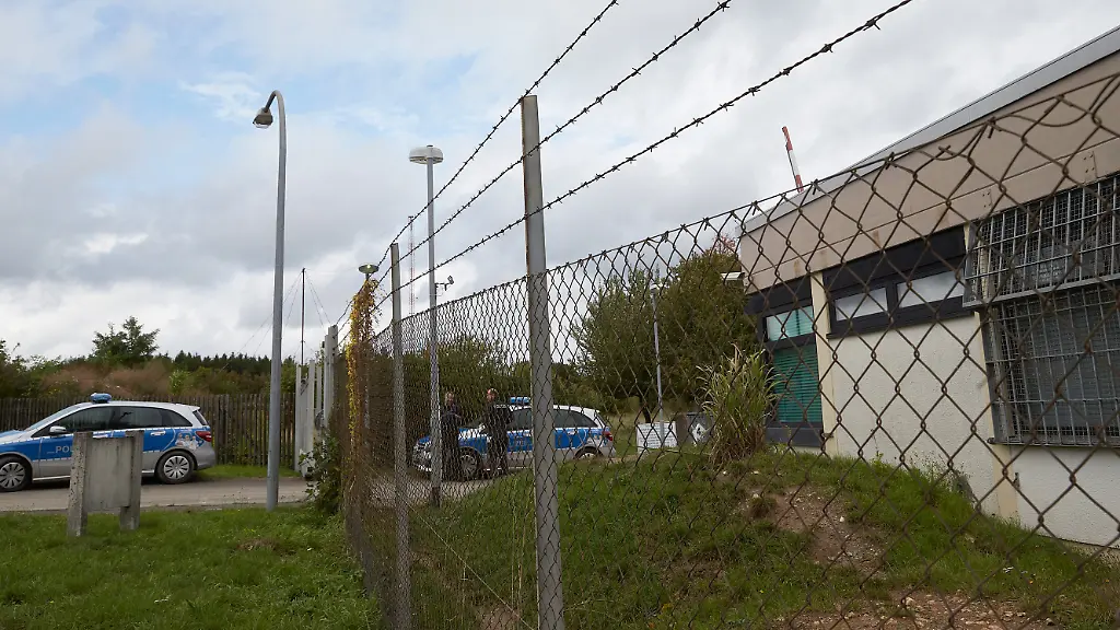 b77d0dd8d499e32ff4e02e910e4f2fa2