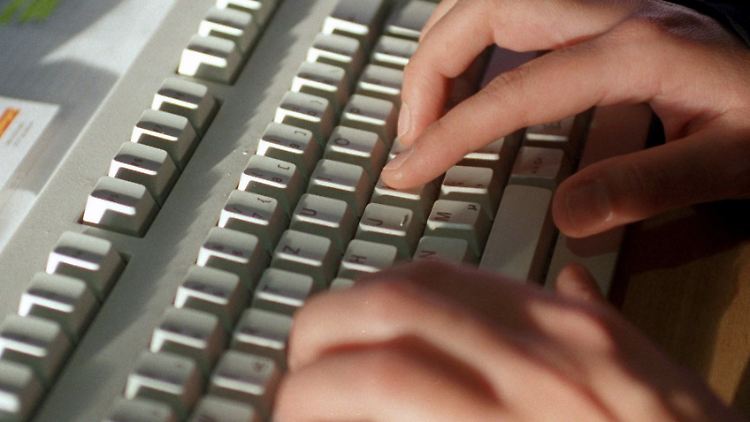 Dissertationen gegen Geld zu schreiben ist kein Gewerbe, in dem man sich die Marktführerschaft erarbeiten kann.