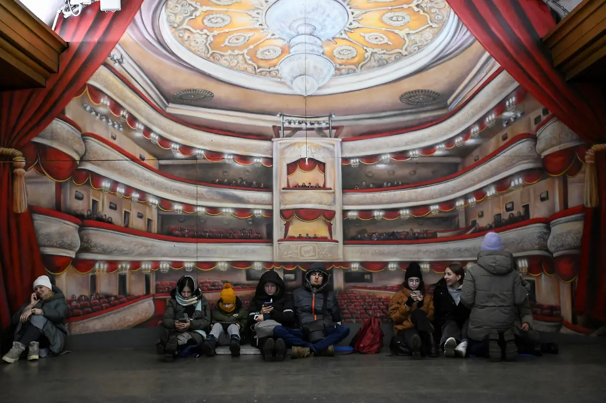 2023-01-26T121105Z-191769129-RC28YY95QR2R-RTRMADP-3-UKRAINE-CRISIS-ATTACKS-KYIV