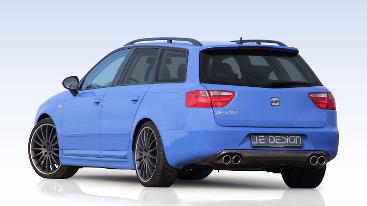 Außen Sport, innen Komfort: Mit dem vollen Paket zeigt der Exeo Oberklasse-Ambitionen.