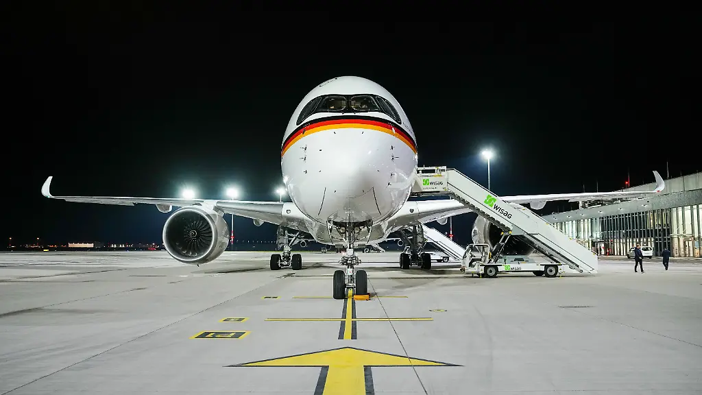 02db81ea1773e04ce132deeb9304485d