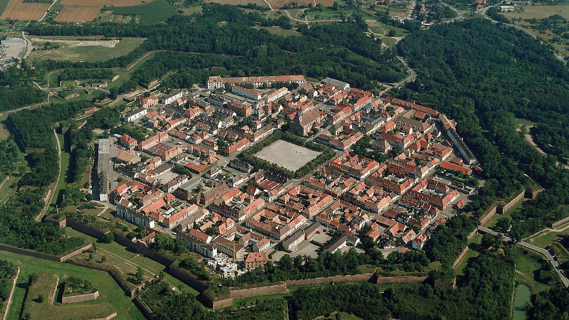 Im Innern des Sterns: Die Festungsmauern sind noch immer die Grenzen von Neuf-Brisach.
