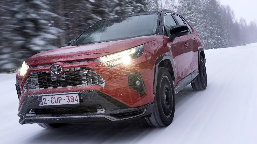 Toyota-RAV4-PHEV-GR-Sport-VO