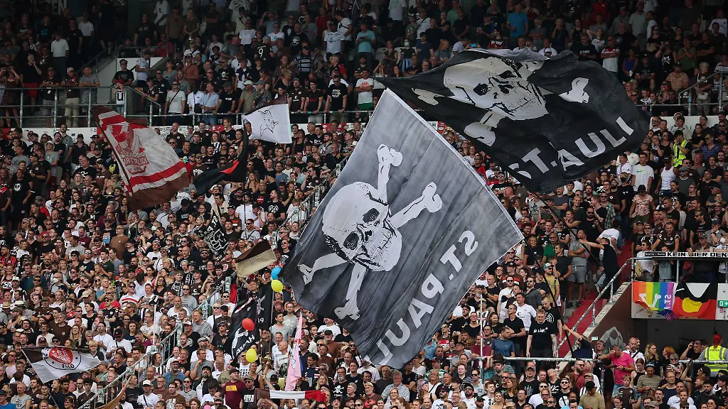 FC-St-Pauli-1-FC-Magdeburg-im-Millerntor-Stadion