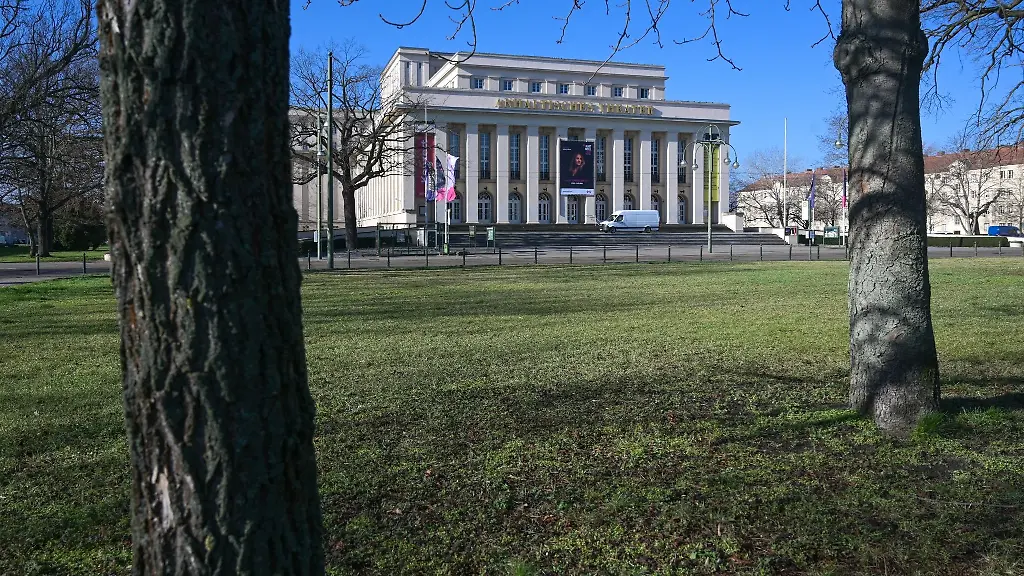 Im-Anhaltischen-Theater-Dessau-findet-am-24-Februar-das-Eroeffnungskonzert-des-Kurt-Weill-Fests-statt