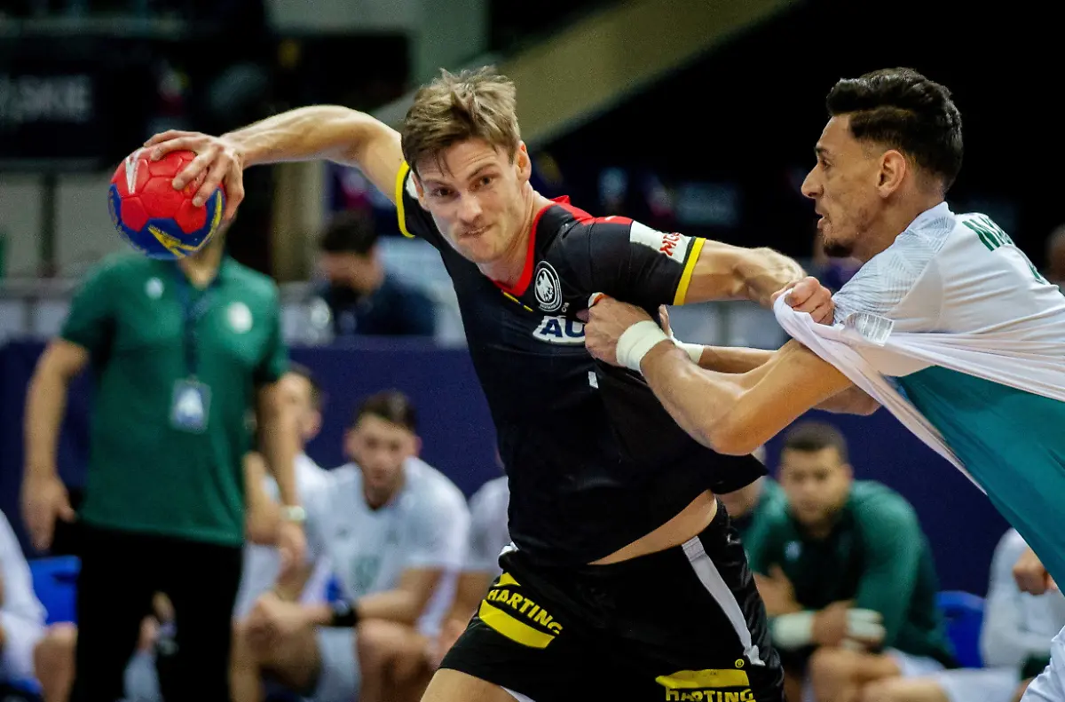 c6c6ef69ac662ce7f4bd2361d1b06379